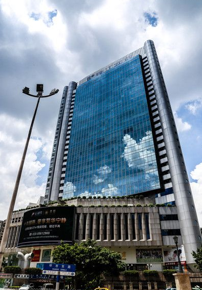 375号世贸大厦南塔12楼1218室,地处广州市有"聚宝盆"之称的淘金路商圈